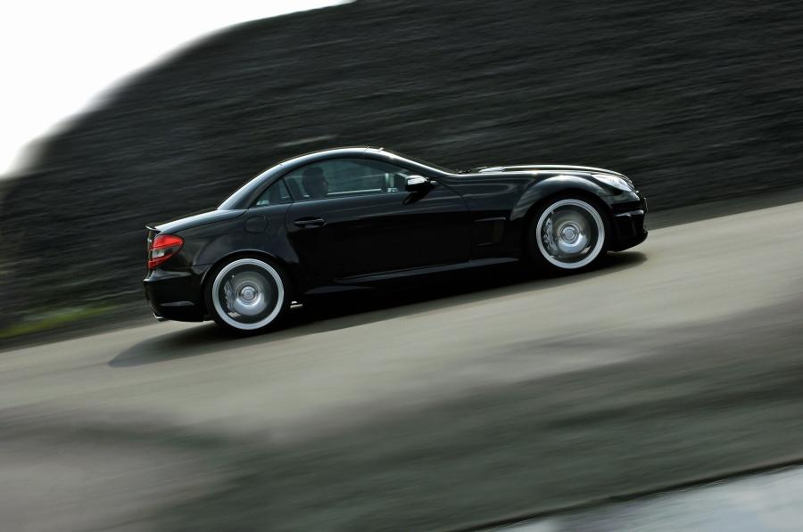  Mercedes-Benz SLK55 AMG Black series 2006 года  (фото 8 из 11)